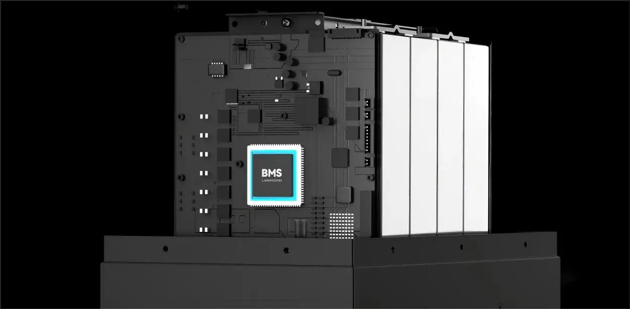 M Series lithium battery with built-in intelligent BMS for real-time battery protection and management