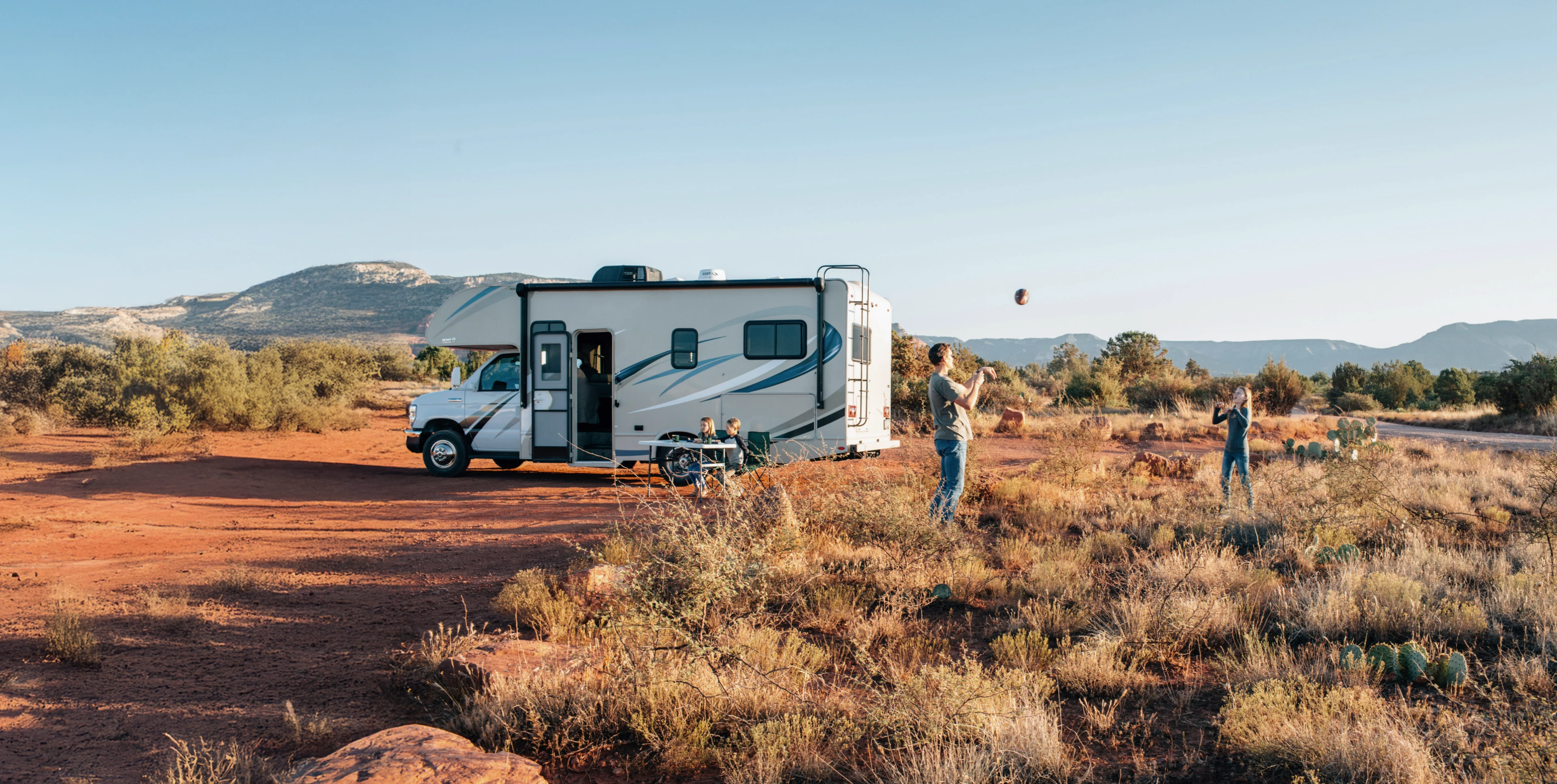 Off-grid living RV power system